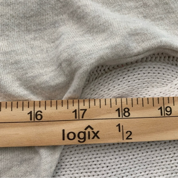 Off the shoulder Woman’s Mid-Sleeve Beige/W Golden embroidery (Small) - Picture 7 of 7